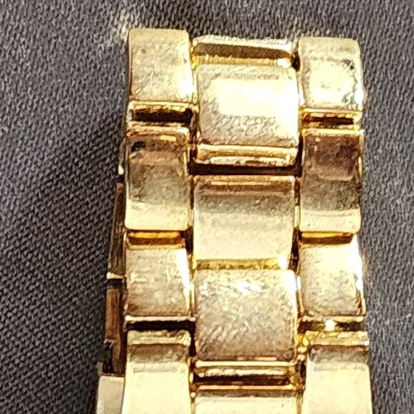 Geneva Gold Plated Link Cheetah Face Crystals Japan Mvmt Stainless Back Watch - Picture 5 of 16